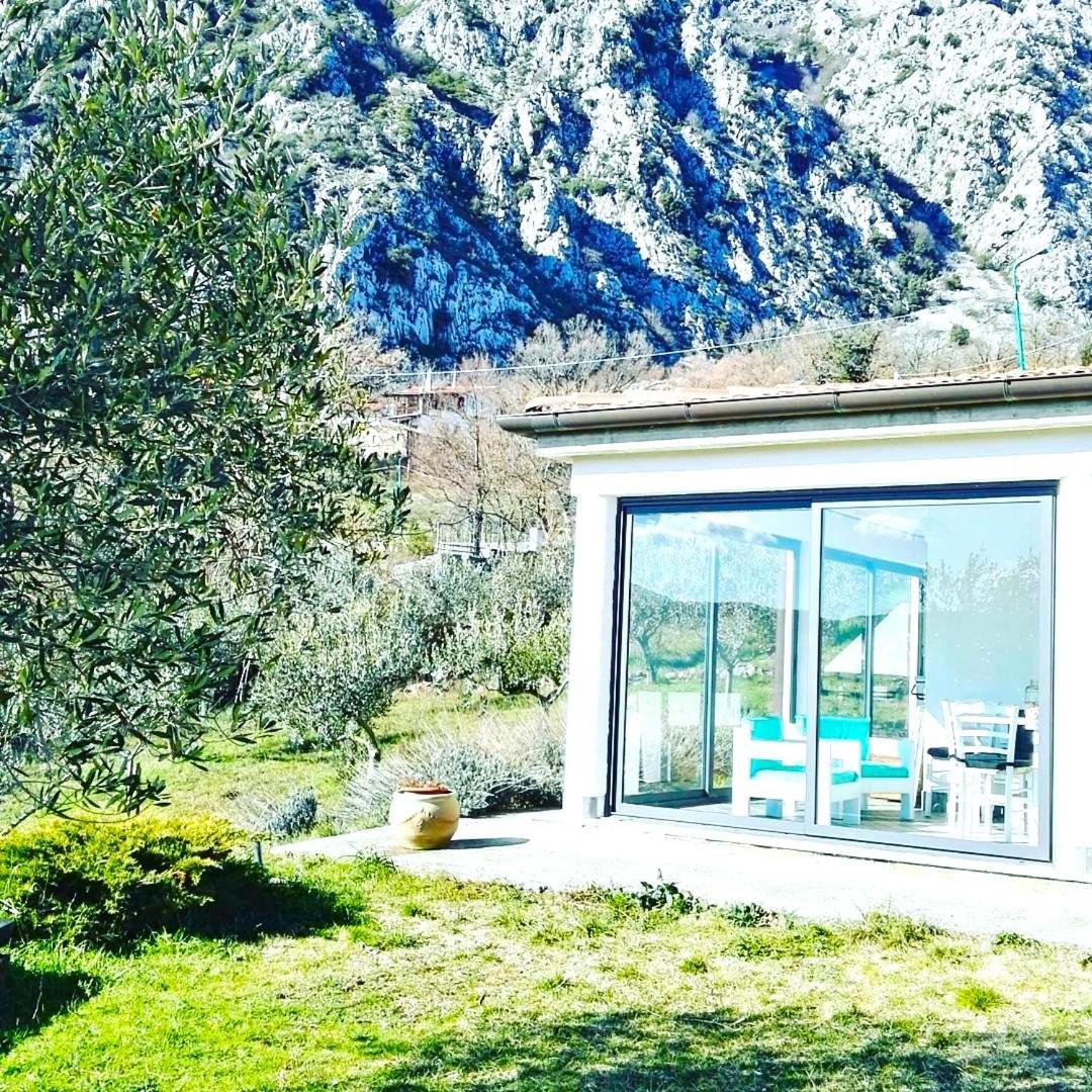 B&B La Montagna Rosa Castelnuovo  Eksteriør bilde