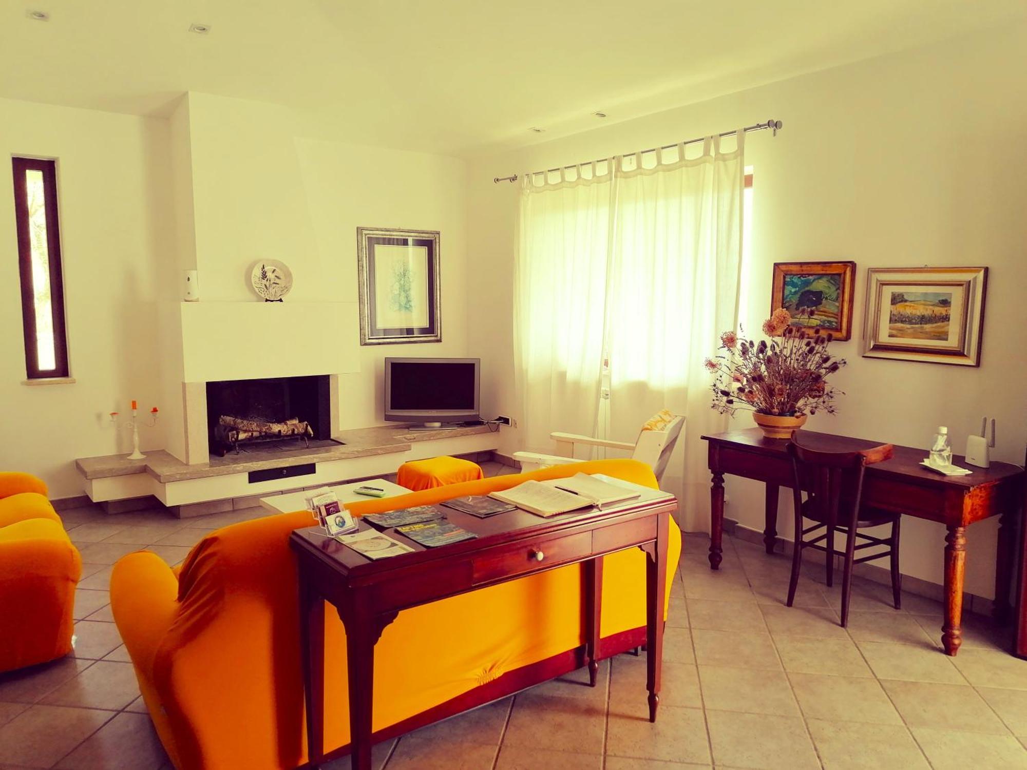 B&B La Montagna Rosa Castelnuovo  Eksteriør bilde